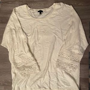 EUC Creamy White Lace Sleeve Blouse